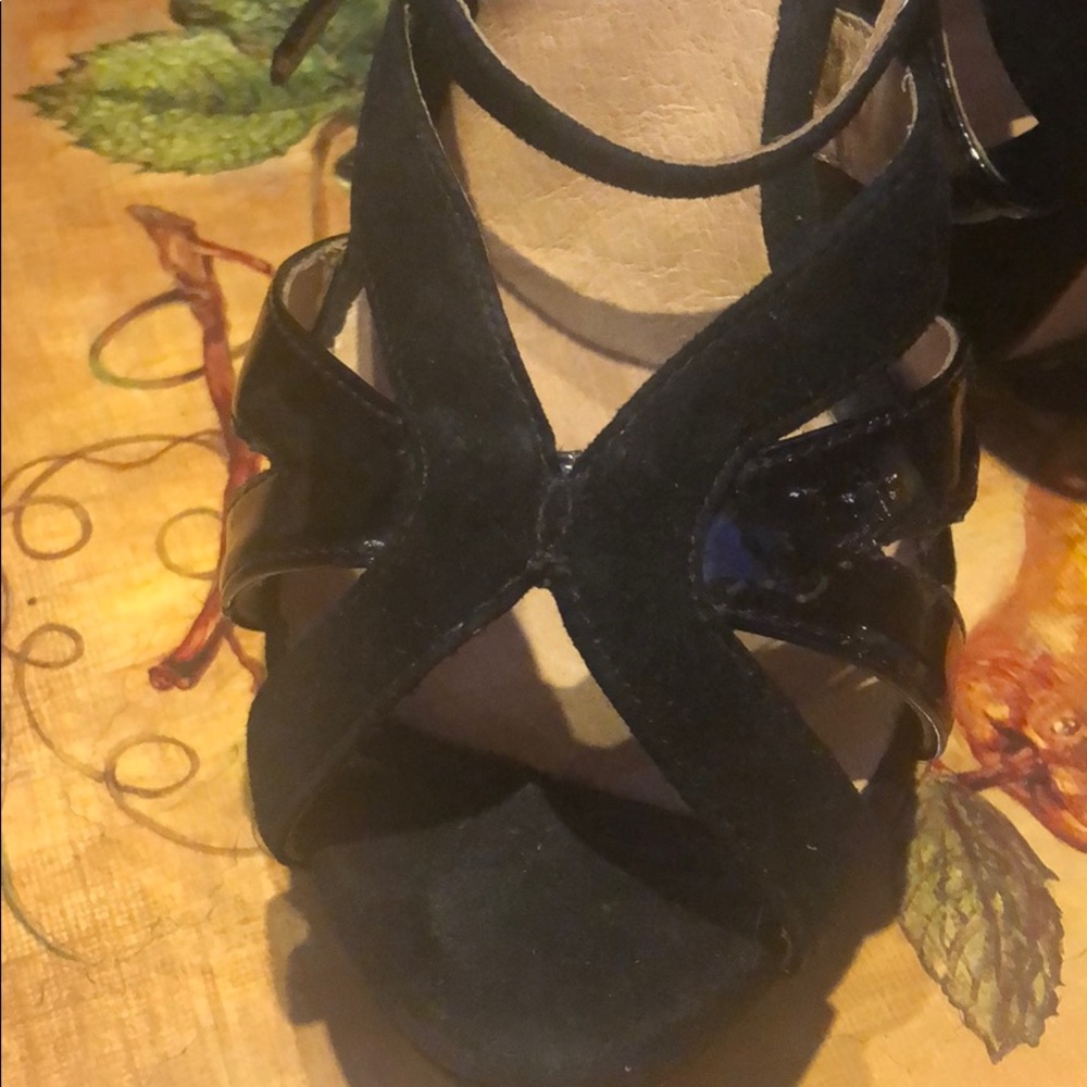 Pair of Aldo high-heal sandals - Picture 2 of 5